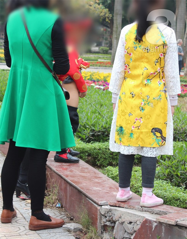 Hãy dừng lại ngay nếu bạn đang thản nhiên đứng nhìn con làm những hành động như thế này! - Ảnh 2.