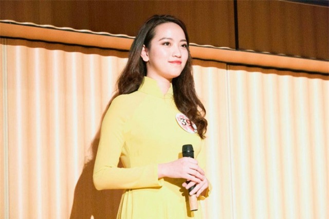 Giang tự tin trong vòng chung kết Miss VYSA.