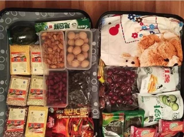 Trở về thành phố sau Tết, những người con xa quê còn mang theo những món ăn nặng trĩu tình yêu của cha mẹ - Ảnh 12.