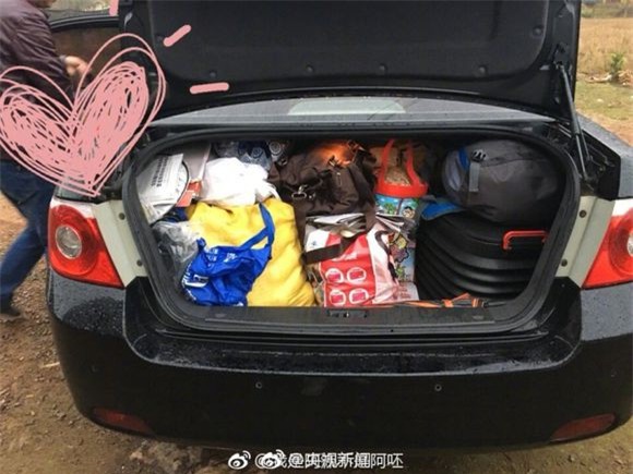 Trở về thành phố sau Tết, những người con xa quê còn mang theo những món ăn nặng trĩu tình yêu của cha mẹ - Ảnh 4.