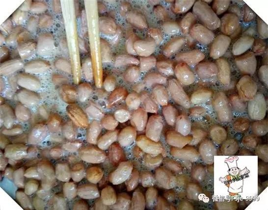 Lạc rang là xưa rồi, hãy trộn lạc với trứng và chút gia vị, bạn sẽ có món ăn ngon không tưởng - Ảnh 4.