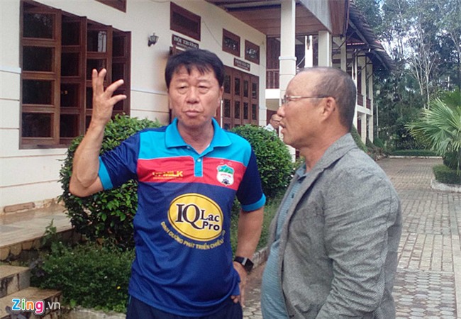 Park Hang-seo mo duong cho HLV Han Quoc den Viet Nam hinh anh 1