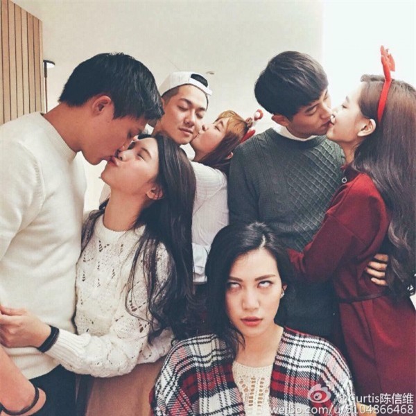 Nỗi đau mang tên khi hội bạn thân có người yêu: Hẹn 3, ra 6 đứa - Ảnh 4.