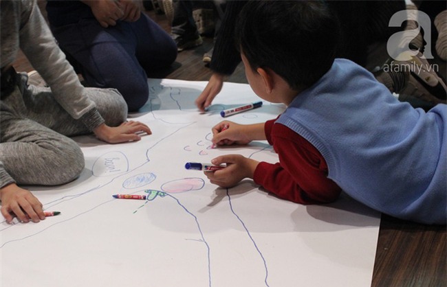 Quy trình “gặp nhau là… ấy” của học sinh cấp 2 và câu chuyện bố mẹ đã dạy con về giới tính như thế nào - Ảnh 2.