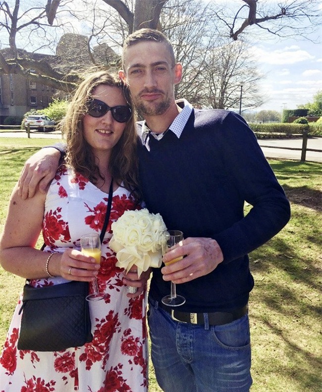 Vừa nghe cái tên phụ huynh định đặt cho mình, thai nhi trong bụng mẹ lập tức ra hiệu để bày tỏ quan điểm - Ảnh 3.