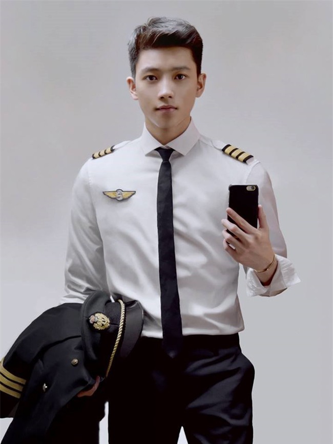 "soai ca" goc viet lam co van bo tai chinh anh duoc dan mang san lung hinh anh 14