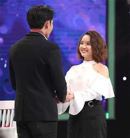 Rời Vì yêu mà đến cặp đôi Gia Linh - Hoàng Phi liên tục tung hình ảnh tình cảm-1