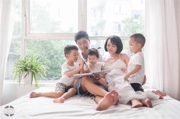 day con tu lap tu nho, me "5 nam sinh lien 4 con" van nhan tenh, doc sach moi ngay - 5