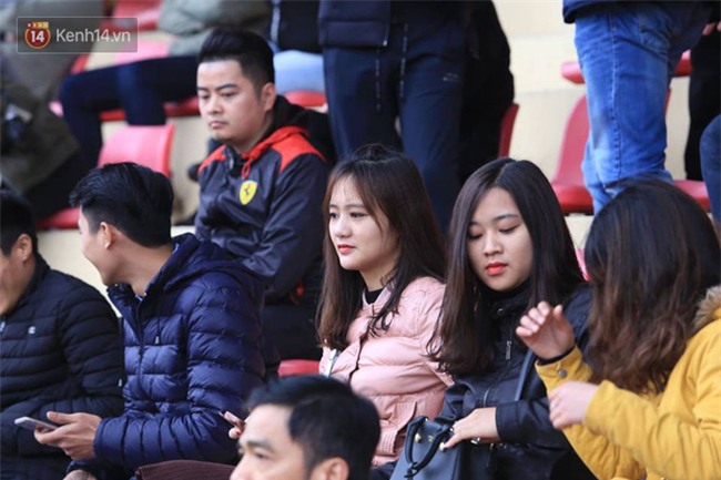 Ca sĩ Tuấn Hưng và diễn Việt Anh quyên góp được hơn 100 triệu ủng hộ thủ môn U23 Việt Nam có mẹ ung thư - Ảnh 4.