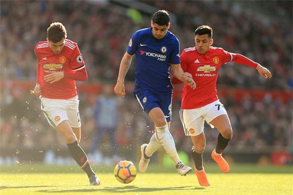 Lukaku 'len dong', Man Utd nguoc dong thuyet phuc 2-1 truoc Chelsea hinh anh 6