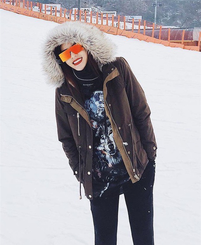 Không thua kém tay chơi nào, Kỳ Duyên diện 1 thân toàn đồ hiệu trong chuyến du lịch đầu năm - Ảnh 6.