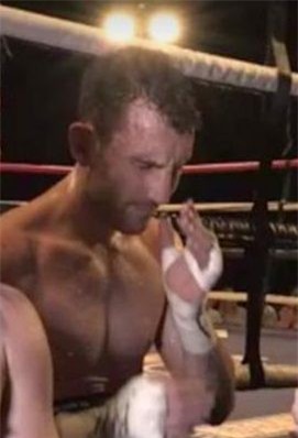 Chỉ 1 ngày sau chiến thắng, võ sĩ quyền Anh qua đời ở tuổi 31 - Ảnh 1.