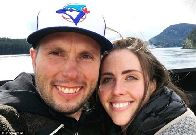 VDV Canada va vo bi bat vi an trom xe o lang Olympic hinh anh 2