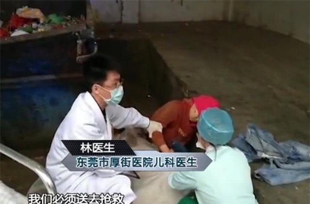 thai phu nua dem gia vo di ve sinh roi de ngay canh bai rac duoi thoi tiet 10 do - 2