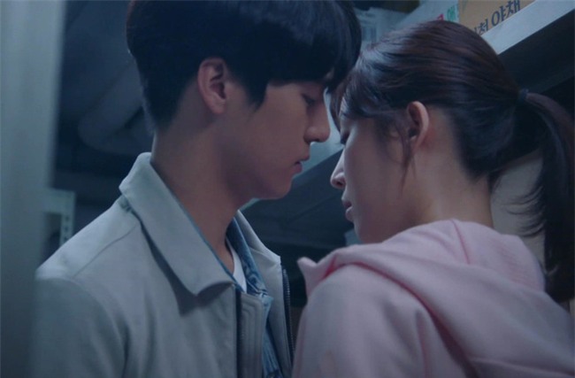 Kết cục cay đắng cho anh chàng bỏ mối tình 6 năm để chạy theo cảm xúc mới - Ảnh 1.