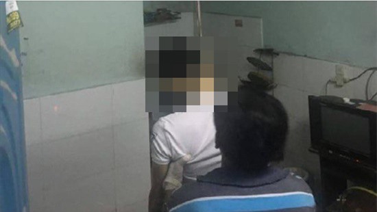 Viết anh nhớ em lên tường, thanh niên treo cổ tự tử