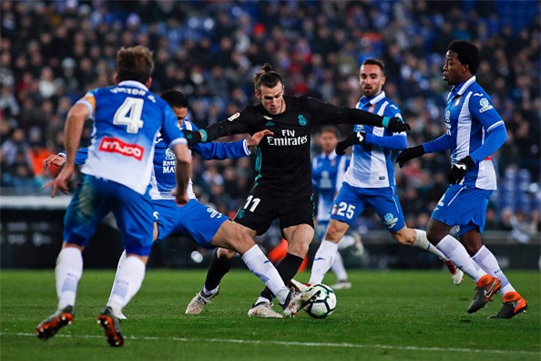 Thua trang Espanyol, Real dut mach 5 tran toan thang hinh anh 3