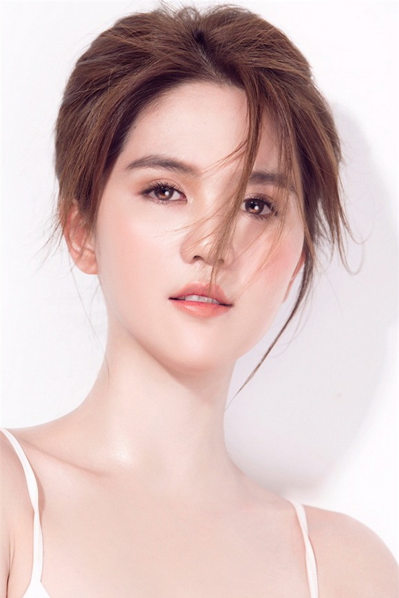 Nữ hoàng nội y ngọc trinh,ngọc trinh nóng bỏng,ngọc trinh sexy