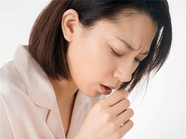 ruoc benh vi thoi quen phoi, say quan ao am trong nha vao mua nom - 3