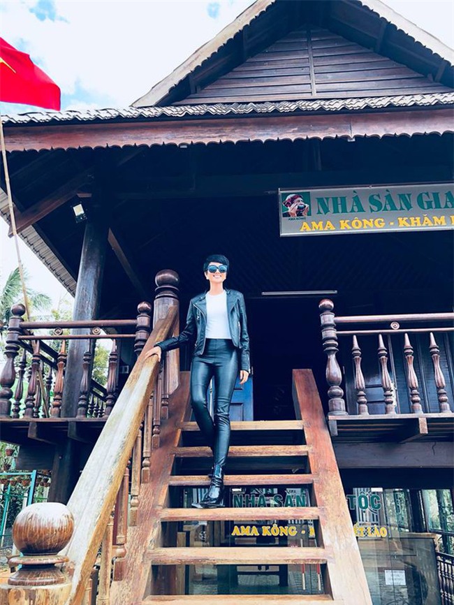 Học ngay kỹ nghệ kéo dài chân của Hoa hậu HHen Niê: đã mặc quần là phải quần cạp cao - Ảnh 6.