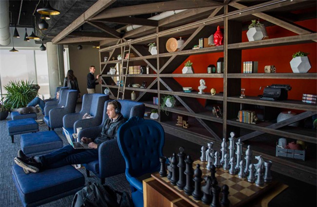 ben trong khu van phong moi xa hoa khien nhan vien google chang muon ve nha hinh anh 7