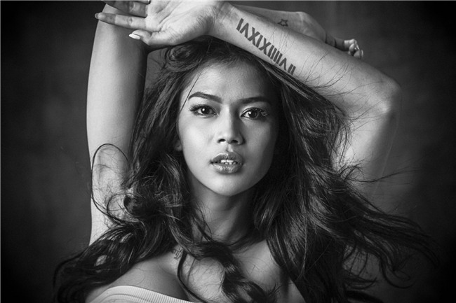 Hoa hậu Chuyển giới Quốc tế 2018: Hương Giang thần thái ngời ngời lấn át dàn thí sinh trong loạt ảnh beauty shoot đầu tiên - Ảnh 5.