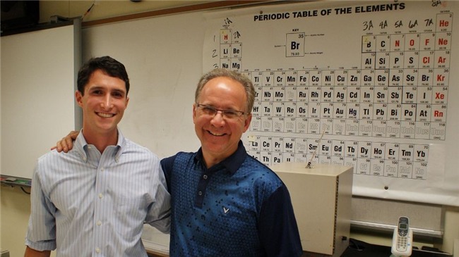 Soái ca nước nhà người ta: 18 tuổi tốt nghiệp xuất sắc ĐH Yale - Mỹ, sở hữu 20 bằng sáng chế công nghệ - Ảnh 3.