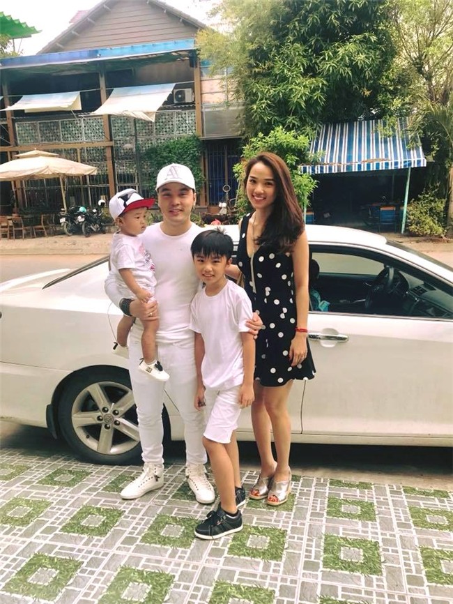 Bà xã tiết lộ về quá khứ sự nghiệp tụt dốc, quần áo mới cũng không có tiền mua của Ưng Hoàng Phúc-5