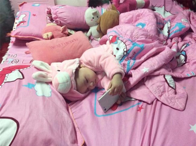 Thanh niên đăng đàn kể khổ vì vợ nghiện màu hồng, dân mạng chia làm 2 phe ném đá nhau quyết liệt - Ảnh 11.