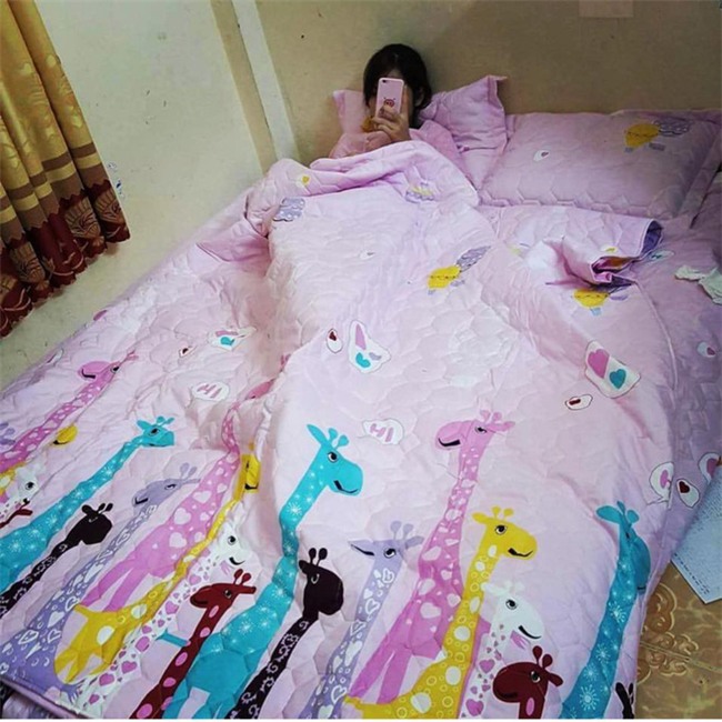 Thanh niên đăng đàn kể khổ vì vợ nghiện màu hồng, dân mạng chia làm 2 phe ném đá nhau quyết liệt - Ảnh 4.