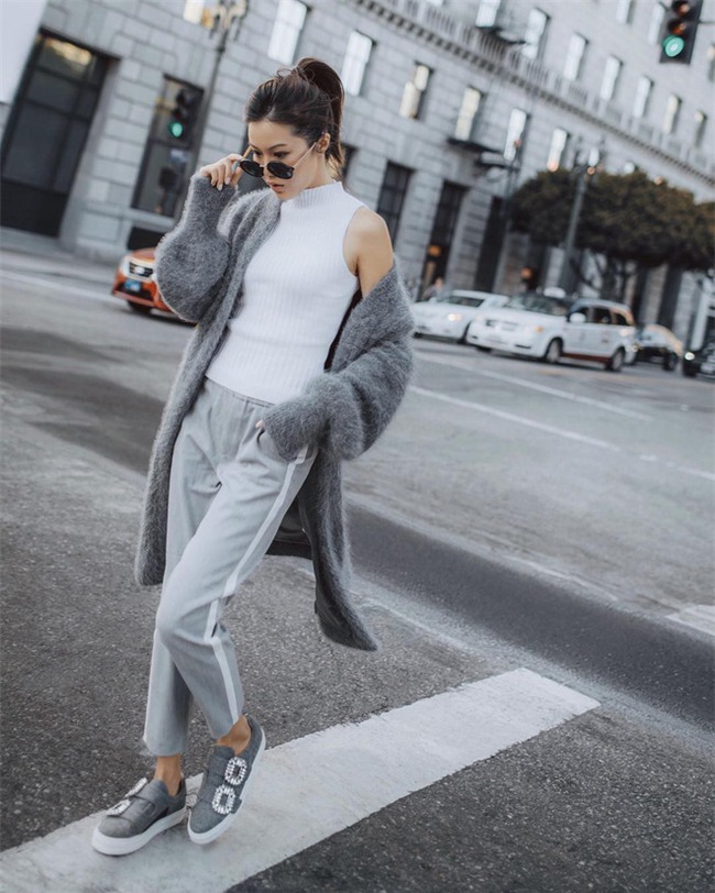 Diện quần âu và sơmi cách điệu đẹp như các quý cô châu Á trong street style đầu tháng 3 - Ảnh 8.