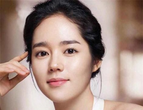 7 dac diem tren guong mat he lo nguoi phu nu co so huong, phuoc lanh, may man ca doi - 3