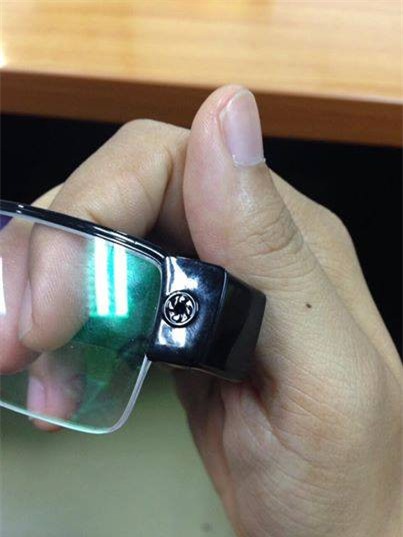 Những phi vụ quay cóp thi cử tinh vi hơn cả trên phim - Ảnh 1.