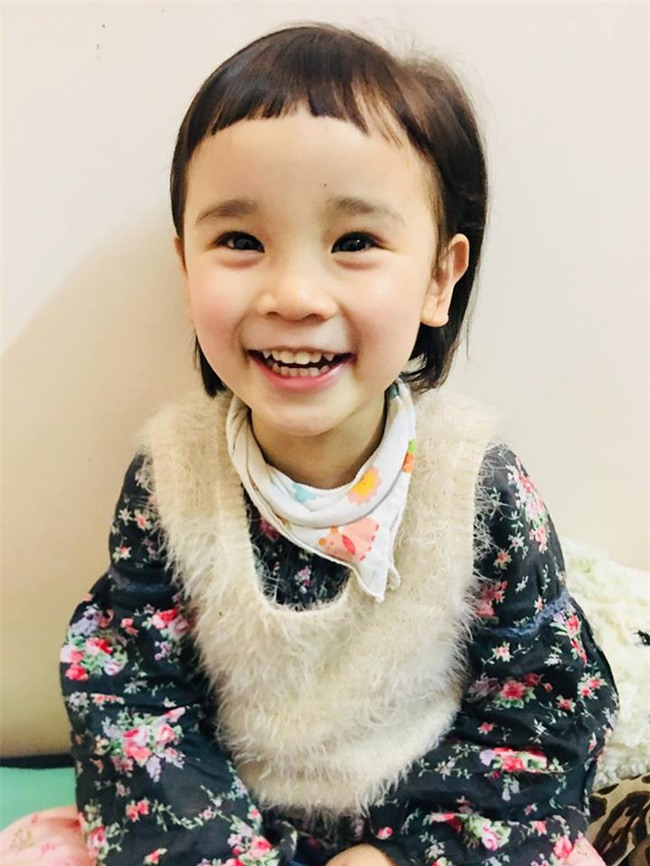 Chưa đầy 4 tuổi, cô bé này đã có thể sử dụng tiếng Anh như tiếng mẹ đẻ nhờ mẹ dạy song song từ khi tập nói-6