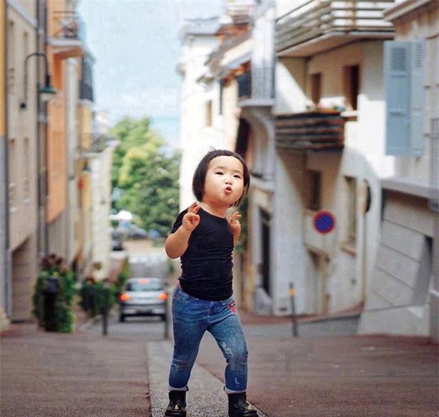 be gai gay bao mang voi nhung buc anh "tuoi tac khong quan trong, cai cot la than thai" - 18