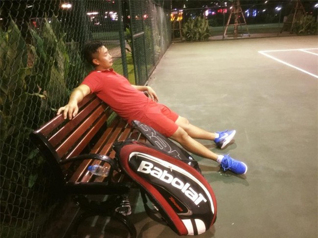 Thần thái sang chảnh và cuộc sống sung túc của BTV Hoa Thanh Tùng