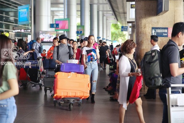 Từ Hàn trở về, Linh Chi mua búp bê tặng con gái của Lâm Vinh Hải-3