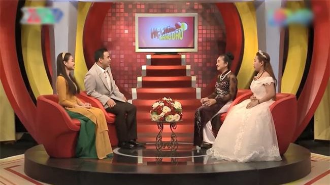 con trai bo theo nhan tinh, me gia cung con dau nuong tua vao nhau nuoi 2 chau nho - 1