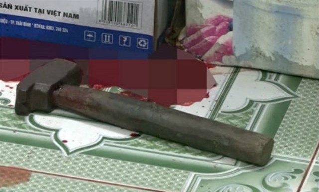 Vụ Phó khoa sản BV ĐK tỉnh Lào Cai tử vong: Do mâu thuẫn, chồng dùng búa sát hại - Ảnh 1.