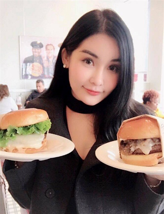 Ngọc Trinh,Bảo Thy,Hương Tràm,làng sao,Hoàng Kiều