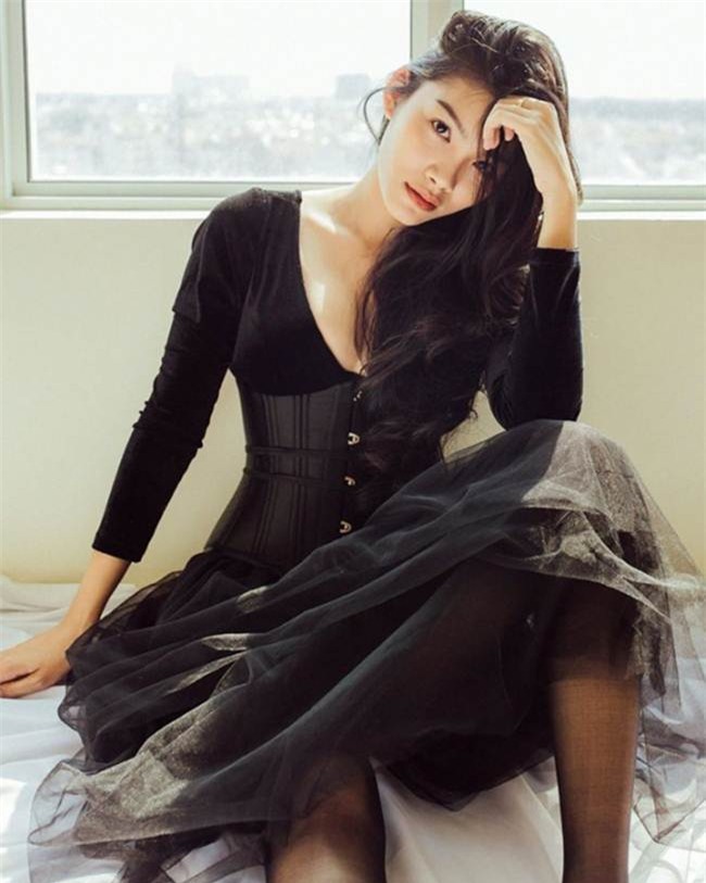 3 co con gai nong bong hon ca nhung ba me dien vien nguoi mau hinh anh 13