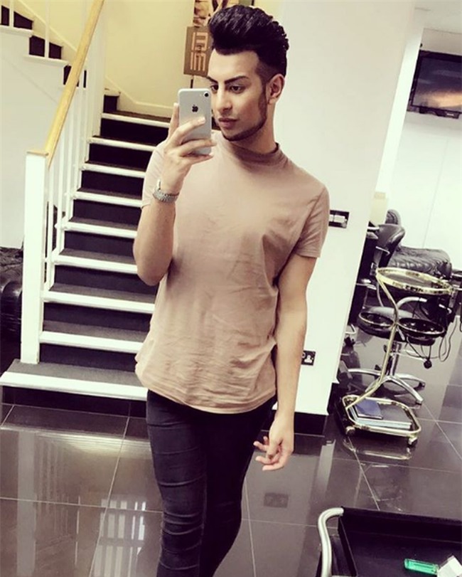 Nghiện chụp ảnh selfie, chàng trai trang điểm 3 tiếng, chụp 200 tấm một ngày, ảnh nào dưới 600 like là xóa luôn - Ảnh 8.