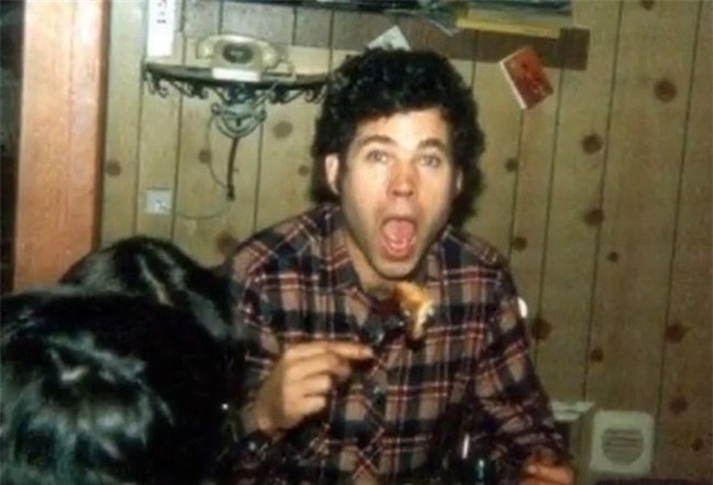 Vô tình kể với bạn cùng lớp, cô con gái giúp cảnh sát phát hiện bí mật của cặp vợ chồng giết người hàng loạt tàn bạo nhất lịch sử nước Anh - Ảnh 3.