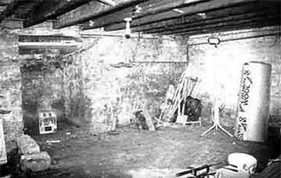 Vô tình kể với bạn cùng lớp, cô con gái giúp cảnh sát phát hiện bí mật của cặp vợ chồng giết người hàng loạt tàn bạo nhất lịch sử nước Anh - Ảnh 8.