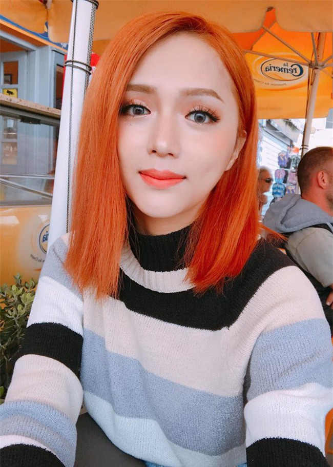 Bên cạnh gu thời trang được đánh giá cao, Hương Giang còn rất chịu khó thay đổi kiểu tóc - Ảnh 19.