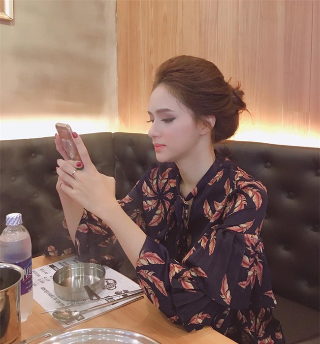 Bên cạnh gu thời trang được đánh giá cao, Hương Giang còn rất chịu khó thay đổi kiểu tóc - Ảnh 24.