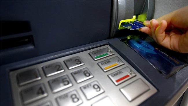 phí dịch vụ ngân hàng,Vietcombank,thu phí giao dịch ngân hàng,phí ATM,internet banking