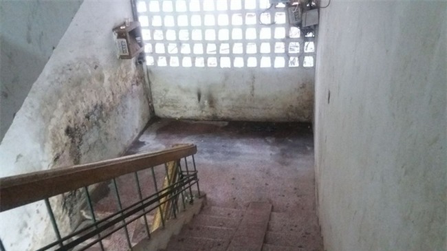 Hà Nội: Tạm giữ nam ca sĩ Châu Việt Cường để làm rõ về cái chết của một cô gái trẻ tại phòng trọ - Ảnh 2.