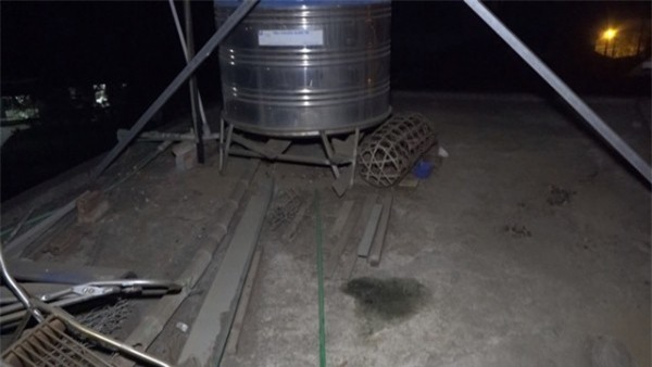 Người chồng dùng búa đập chết vợ rồi uống thuốc cỏ tự tử được đánh giá hiền lành - Ảnh 3.