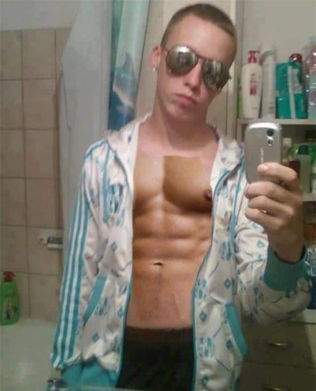 rot ham voi nhung buc anh photoshop mac loi ngo ngan hinh anh 3